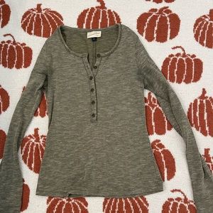 Universal Thread henley long sleeve shirt